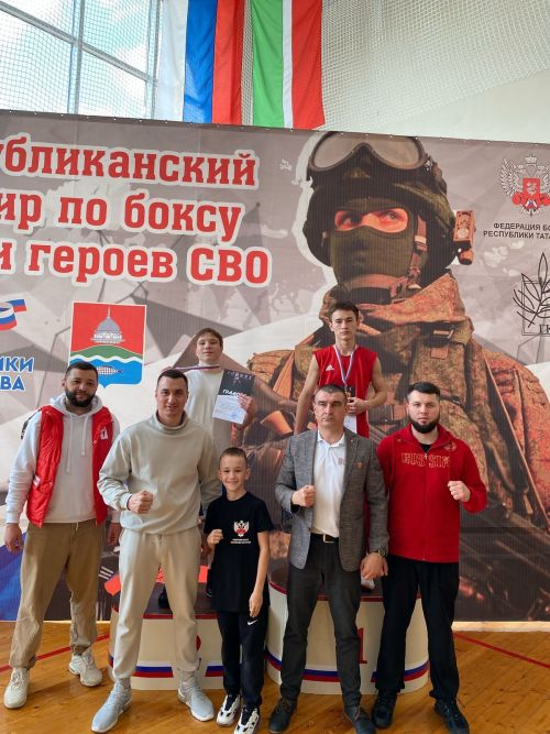 Азнакайның яшь боксчыларында – 13 медаль