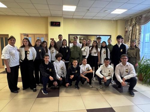 В Культурном центре прошел мастер-класс «Георгиевская ленточка»