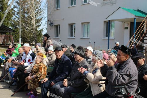 «Карга боткасы» подарил радость подопечным Азнакаевского дома-интерната