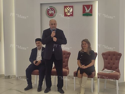В Азнакаево стартовал месяц заботы и внимания к будущим мамам