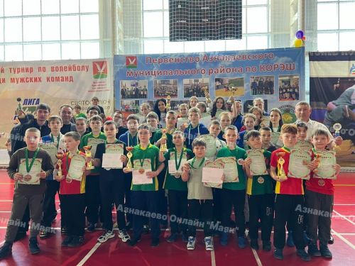 Юные борцы Азнакаево сразились в турнире по корэш и борьбе на поясах