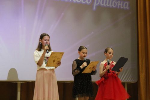 Творческий отчет года: яркий концерт в Культурном центре
