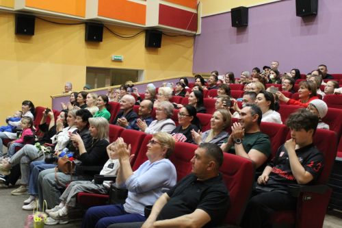 Творческий отчет года: яркий концерт в Культурном центре