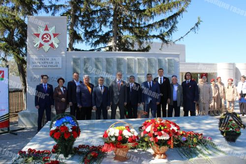 В селе Мальбагуш Азнакаевского района открыли памятник, напечатанный на 3D-принтере
