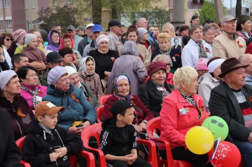 Празднование 80-летия Победы в Великой Отечественной войне в поселке Актюба