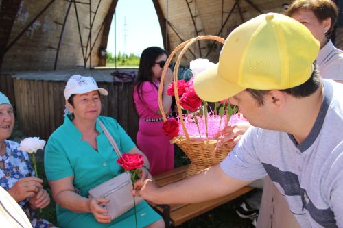 Международный день соседей: праздник дружбы и единства в парке Семьи