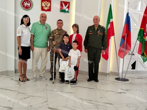 В Азнакаево состоялось торжественное вручение паспортов гражданина РФ