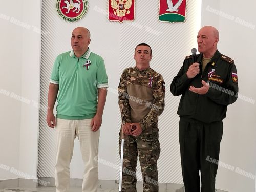 Азнакайда 14 яшен тутырган егет һәм кызларга тантаналы рәвештә паспорт тапшыру чарасы узды
