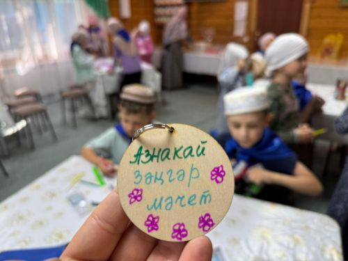 Зәңгәр мәчет мәдрәсәсендә 7-11 яшьлек мөселман  балалары өчен җәйге укулар башланды