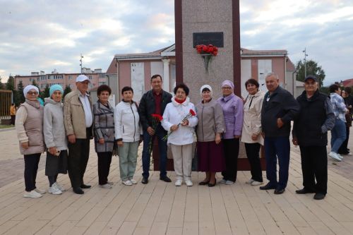 22 июня: Азнакаевцы зажгли «Свечу памяти»