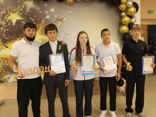 Азнакайда сәләтле балаларга “Чулпан” премиясе тапшырылды