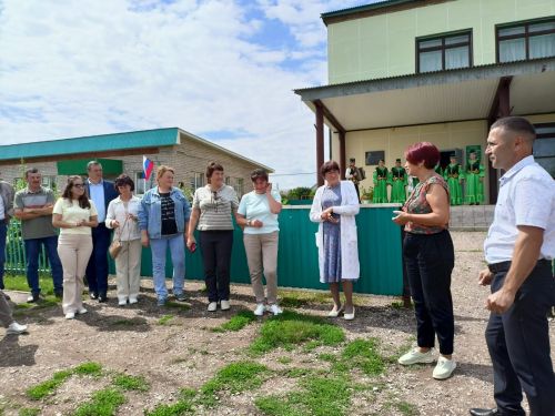 Чей край краше?