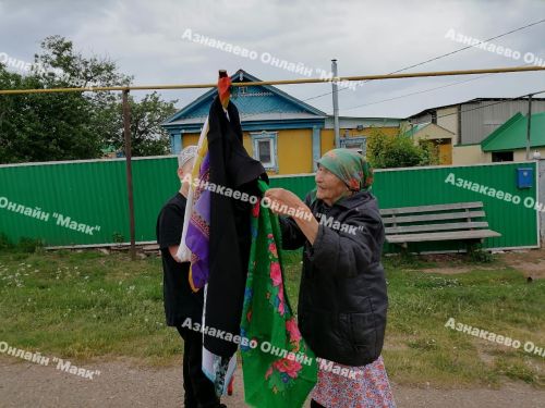 Агерзинцы провели обряд сбора подарков