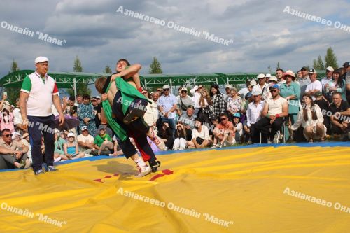 Азнакаевский борец Альберт Мамалимов в пятый раз стал абсолютным чемпионом Сабантуя