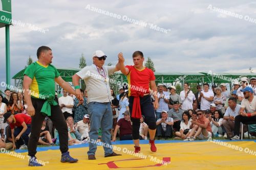 Азнакай көрәшчесе Альберт Мамалимов 5 нче тапкыр абсолют батыр булып калды