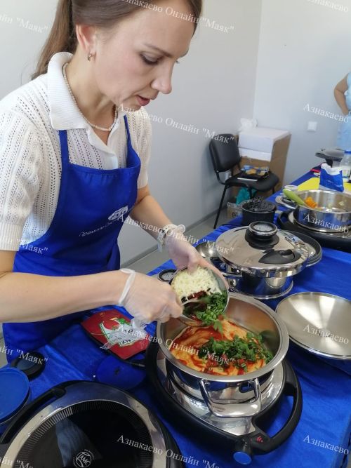 Азнакаевские пенсионеры освоили кулинарные секреты на мастер-классе