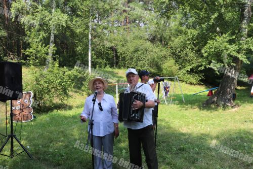 Азнакай ветераннары бәйрәм итте