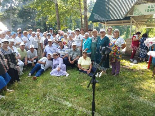 Азнакаевские ветераны отметили праздник