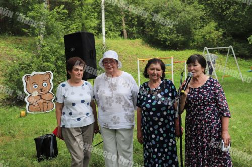 Азнакаевские ветераны отметили праздник