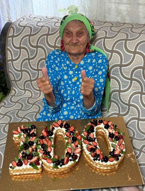 100-летняя Мухассана Рахманова: «Я еще как девчонка!»