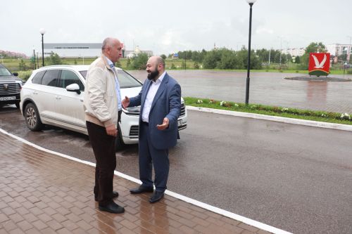 Дәүләт Думасы депутаты  шәһәребездәге төзелеш объектларын карап чыкты.