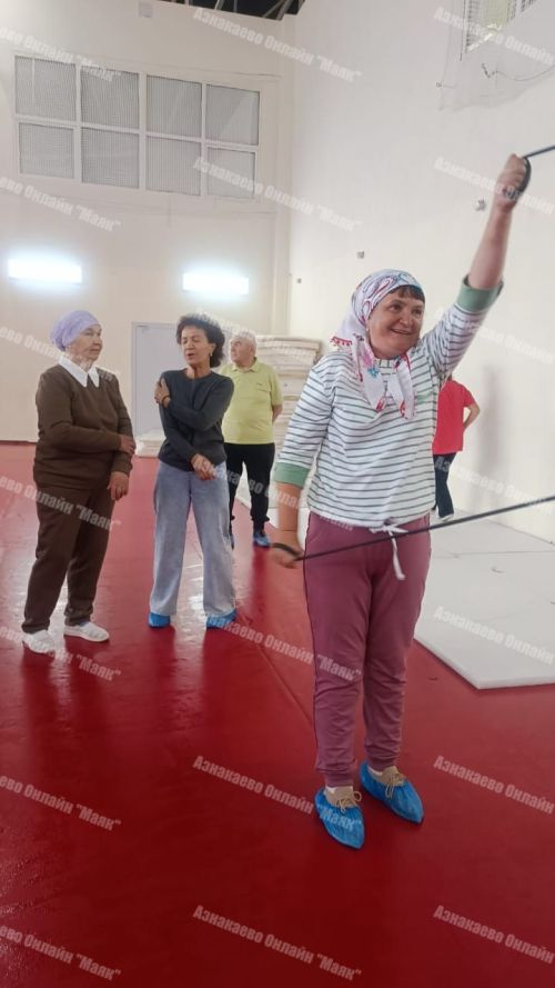 87 яшьлек спортчы Азнакай ветераннарына озак яшәү серләрен ачты