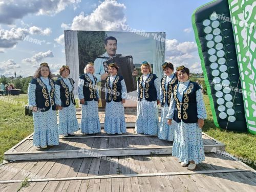 Татшуган авылында «Бер егет гармун сайлый» дип исемләнгән фестиваль узды