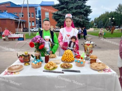 Азнакаево отметил тройной праздник