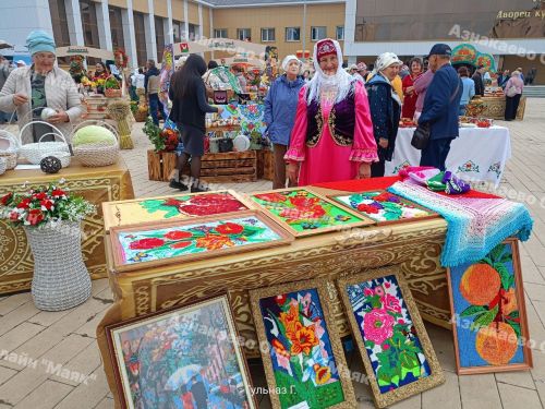 Азнакаево отметил тройной праздник