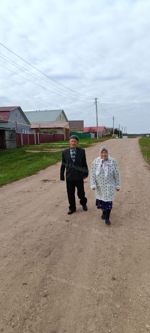 Әгерҗе авылында яшьләр дә, өлкәннәр дә актив рәвештә тавыш бирәләр.