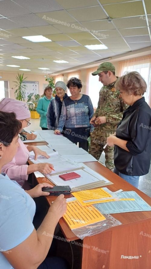 Азнакайда махсус хәрби операциядән ялга кайткан хәрби тавыш бирде