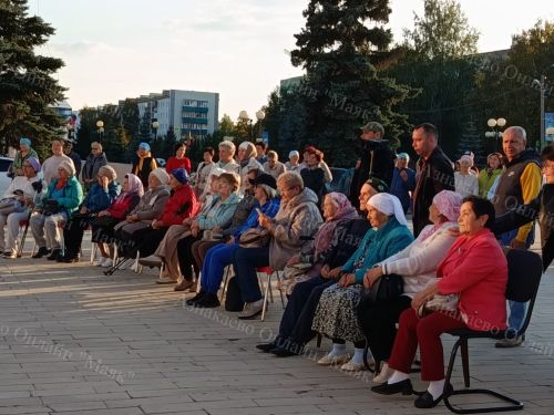 В Азнакаево прошел праздник «Бабье лето»