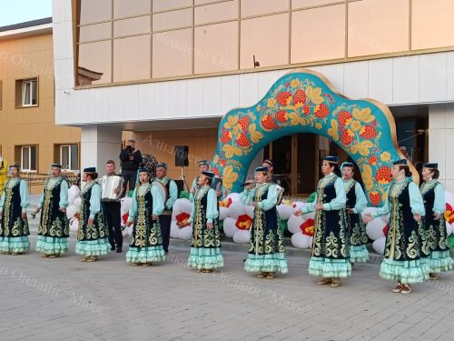 В Азнакаево прошел праздник «Бабье лето»