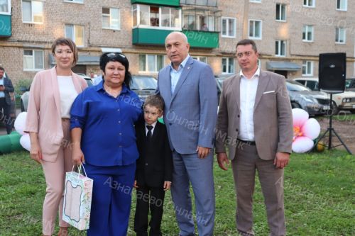Азнакайда ишегалды бәйрәме узды