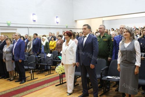 Депутаты избрали главу Азнакаевского района