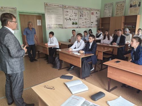 В азнакаевской школе № 1 прошел всероссийский урок по безопасности