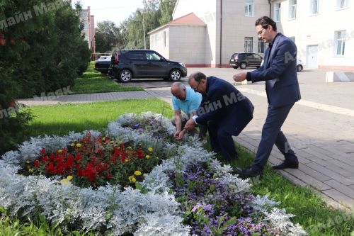 Азнакаево почтило память жертв террора акцией «Капля жизни»