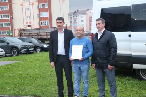 Праздник двора в Азнакаево: ни дождь, ни зной не помеха дружбе!