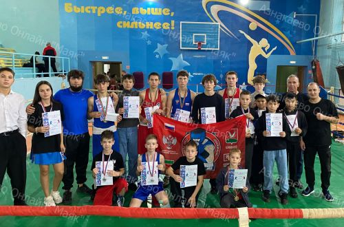 Азнакай боксчылары турнирдан 9 – алтын, 6 көмеш медаль белән кайттылар