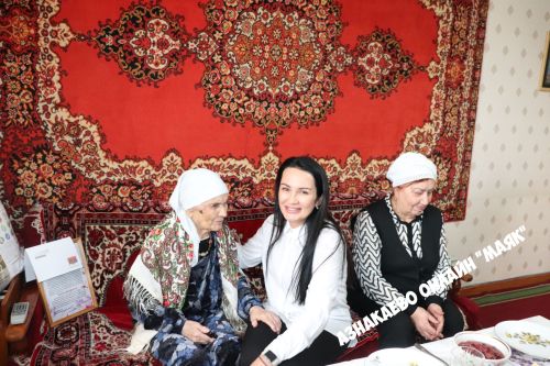 Юбиляр котлаулар кабул итте