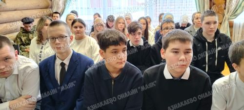 В Азнакаево почтили память героев блокадного Ленинграда и жертв Холокоста