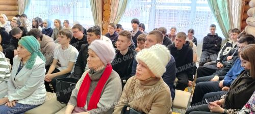 В Азнакаево почтили память героев блокадного Ленинграда и жертв Холокоста