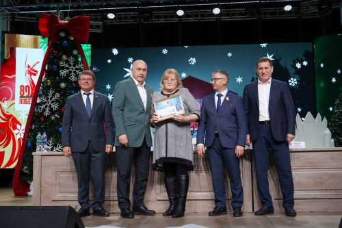 Помните оазис на Девонской улице? Теперь у них – зимняя сказка!