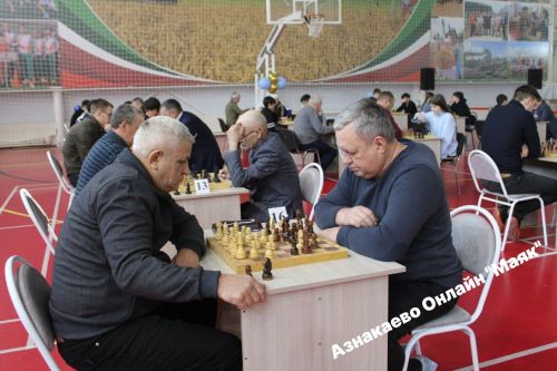 Азнакайга иң көчле шахматчылар җыелды