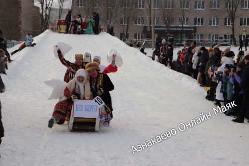 В Азнакаево прошли фестивали «Сани-2026» и  “Күрше чәе» («Соседский чай»)