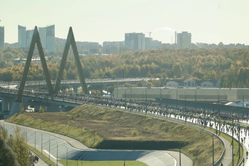 Более 10 тысяч участников вышли на старт юбилейного Казанского национального полумарафона