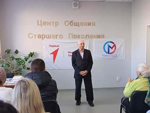 В Азнакаево прошла акция «Мамин платок»