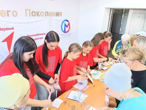 В Азнакаево прошла акция «Мамин платок»