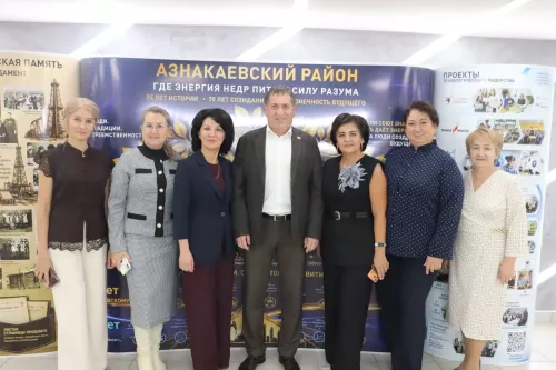 Торжество для педагогов: „Переменка для тех, кто всегда на посту“