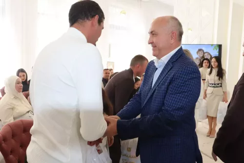 Тёплый праздник для самых дорогих
